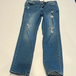 Tahari Kelly Mid Rise Skinny Jeans Size 6/28 distressed